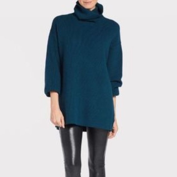 🎁✨Free People✨ Softly Structured Tunic Sweater - Picture 6 of 9